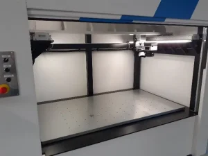 marcatura laser automatizzata di pannelli in acciaio inox per forni industriali